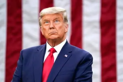 Трамп: остаточне рішення щодо територій має ухвалити Київ
